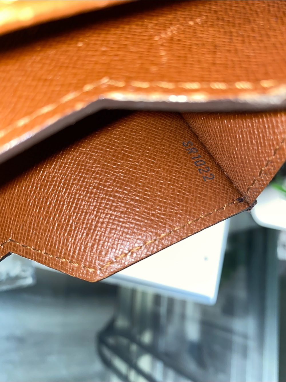 Authentic Louis Vuitton Monogram Serviette Conseiller Briefcase/Laptop Bag - Picture 10 of 17